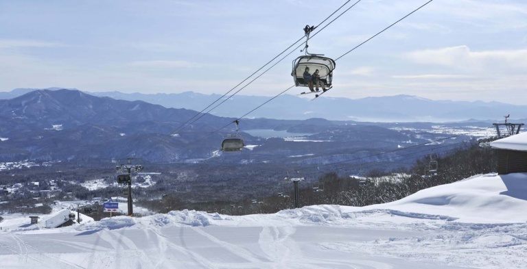 IKENOTAIRA ONSEN SKI RESORT | Destination Joetsu-Myoko