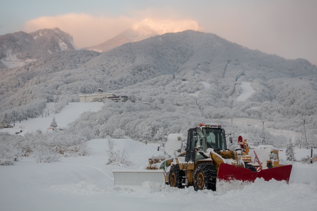 akakura kanko ski resort myoko