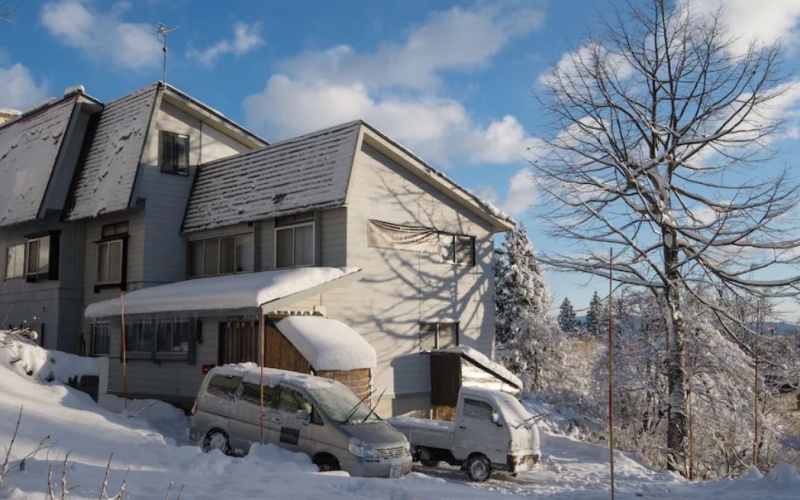 Japan ski hostel for sale