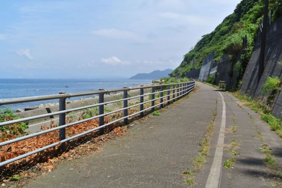 Japan sea, bike trail