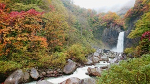 naena taki waterfalls Japan