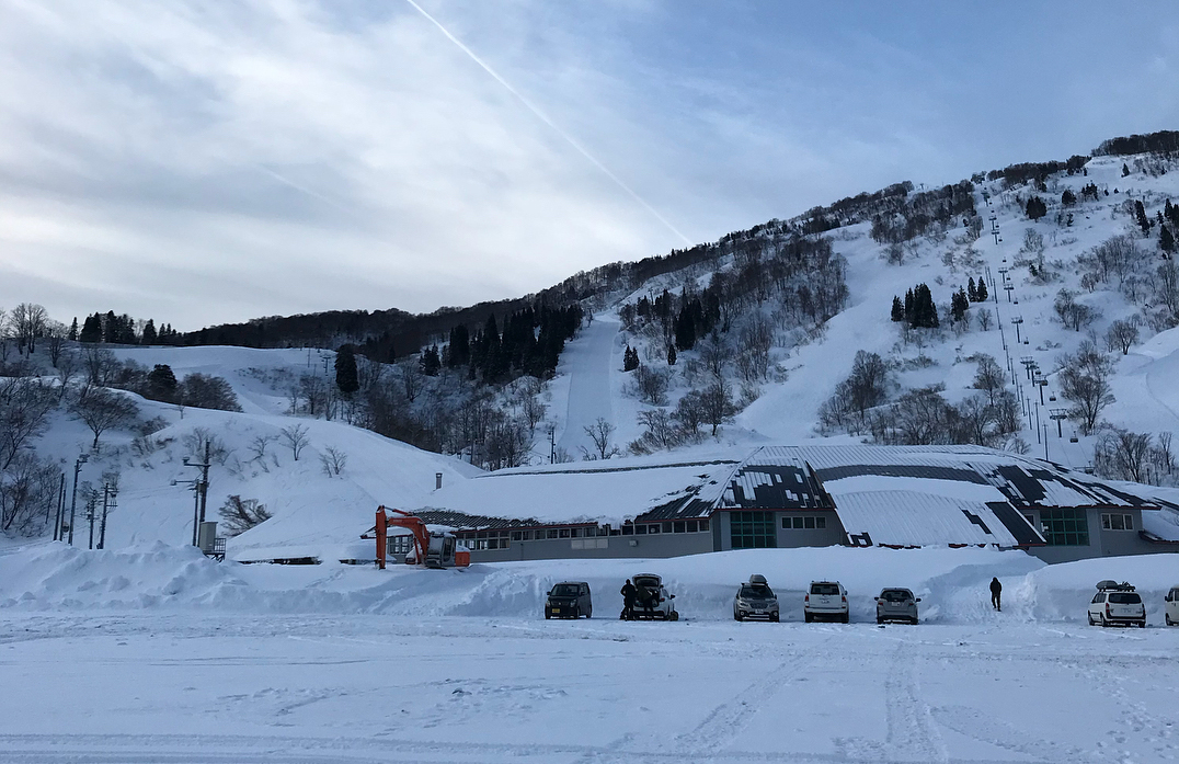 Charmant Hiuchi Ski Resort
