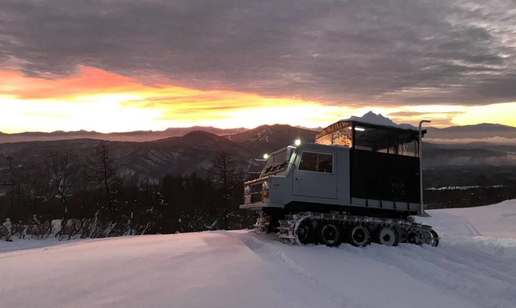 myoko snow cat and backcountry tours