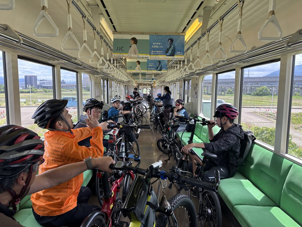 japan sea bike trail train