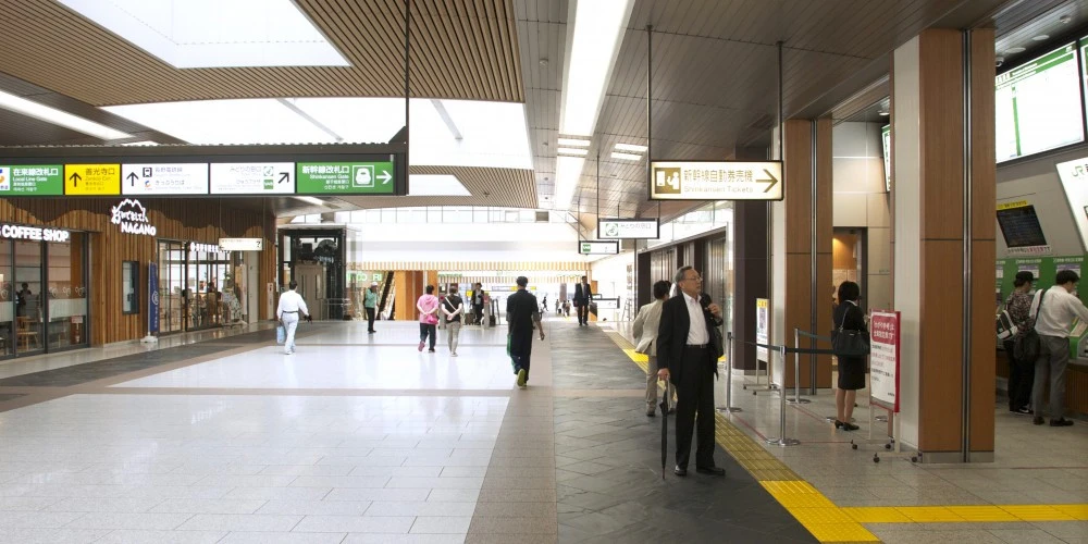 Out onto the concourse Tokyo to Myoko | Joetsu-Myoko Station | Nagano Station